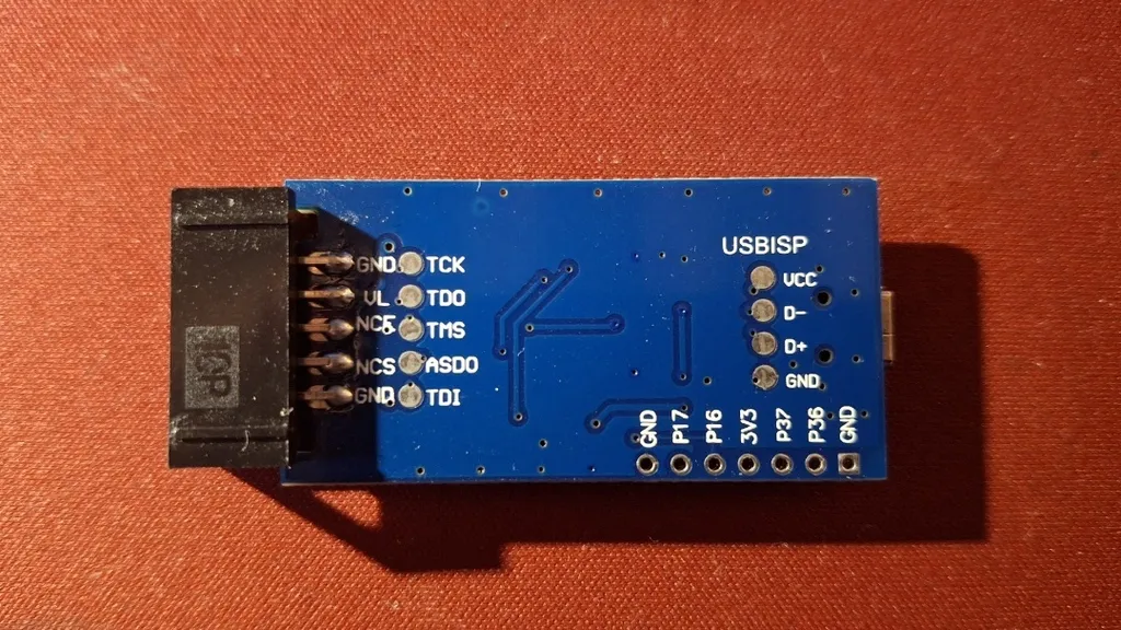 Back side of cheap Altera USB-Blaster clone programmer PCB