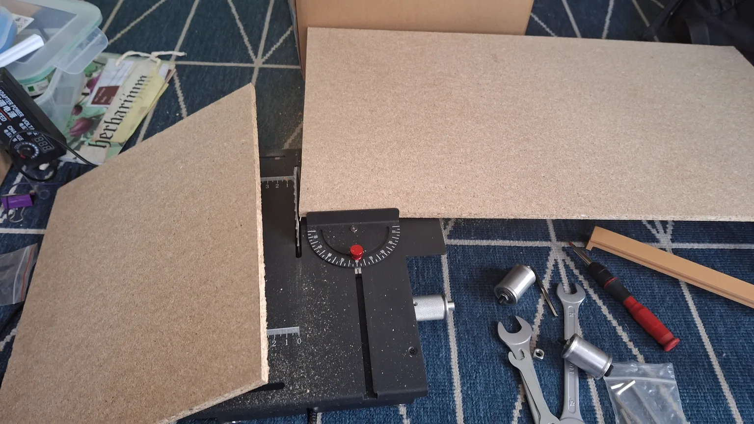Board cutting